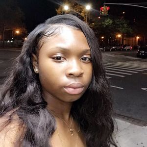 Meet your Posher, Mina